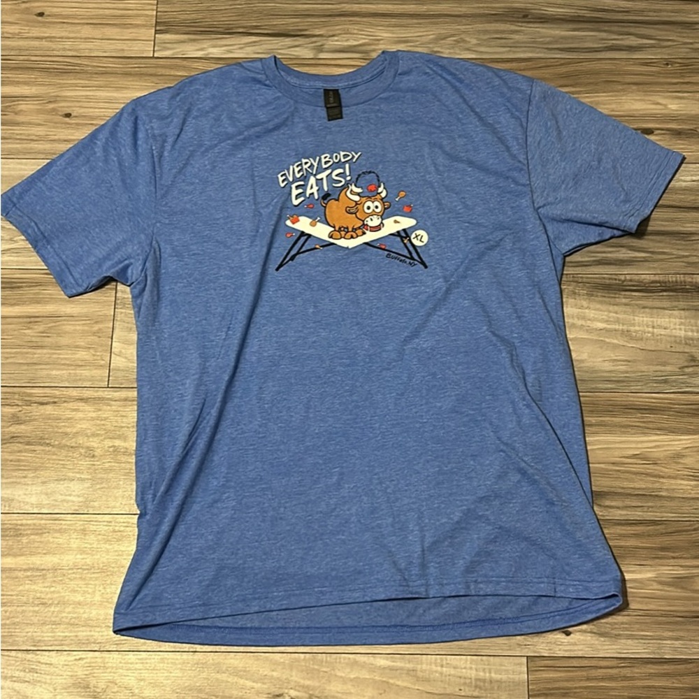 Gildan Blue Men’s Tee with “Everybody Eats” Cartoon Graphic